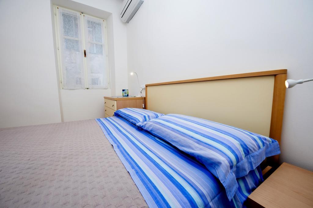 Apartment Al Porto Rovinj Zimmer foto